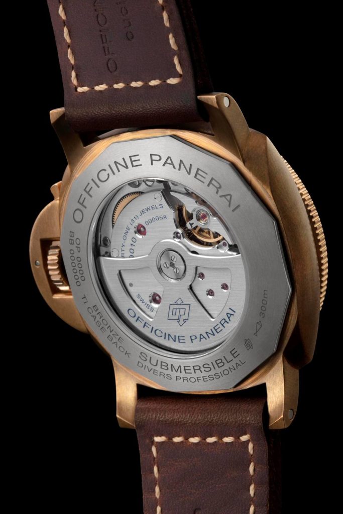 PANERAI-SUBMERSIBLE-BRONZO-FRONT-CERCA