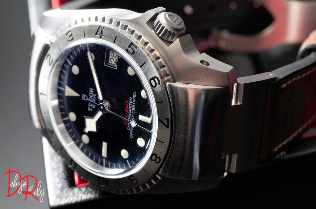 tudor Black Bay P01 life-3